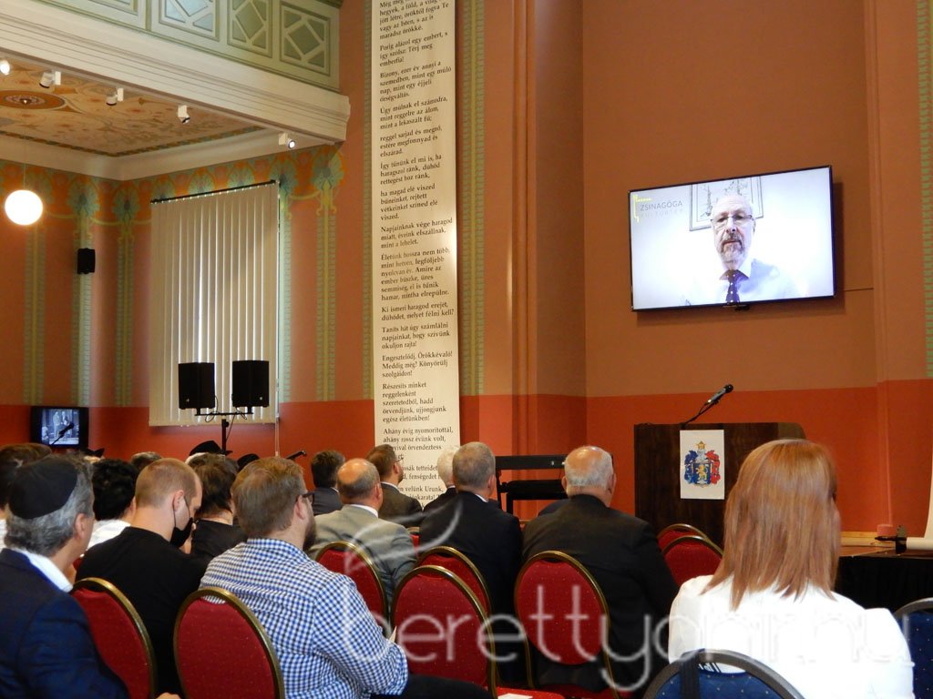 Átadták a felújított zsinagógát 47